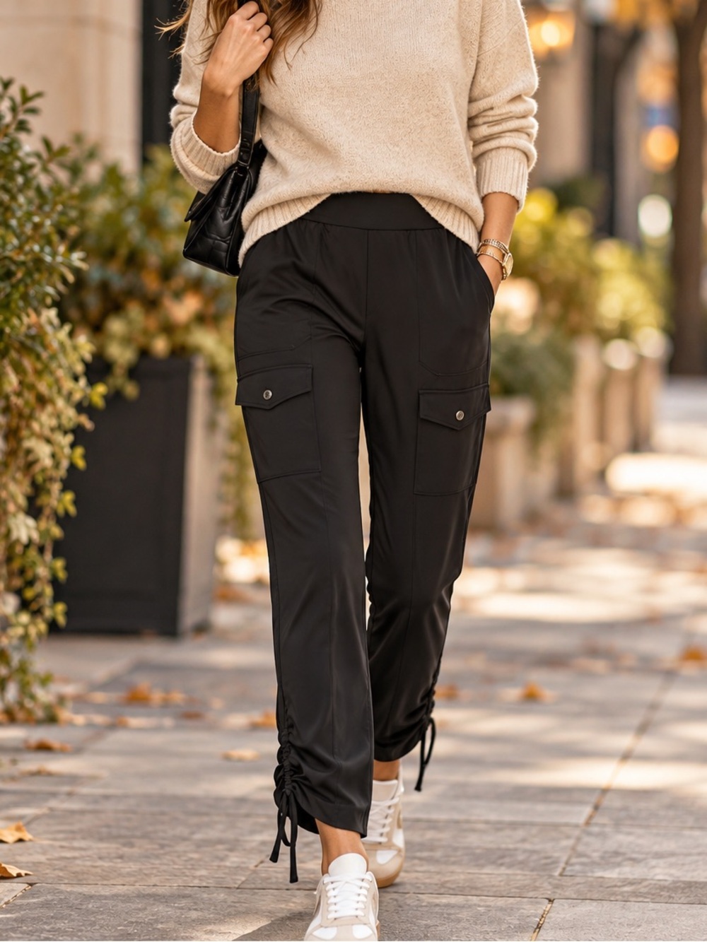 WHBM "The Straight Crop" Utility Jogger Black M